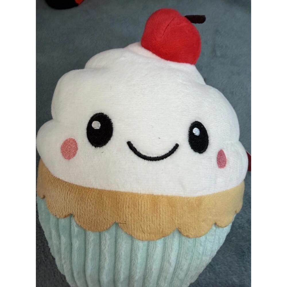 Charli The Cupcake Plush Edible Brand 9” Stuffed Cupcake Toy New With Tag